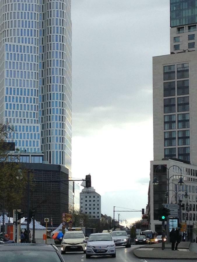 West Center Savigny Platz *